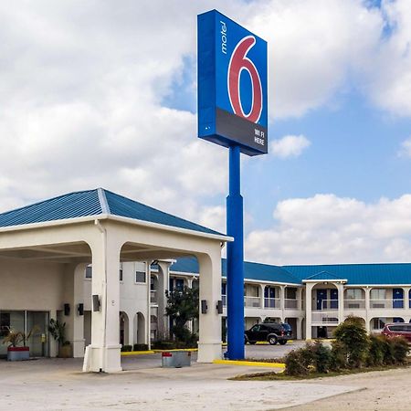 Motel 6 Seguin Tx Esterno foto