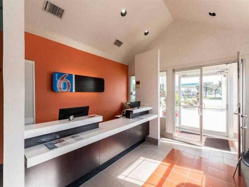 Motel 6 Seguin Tx Esterno foto
