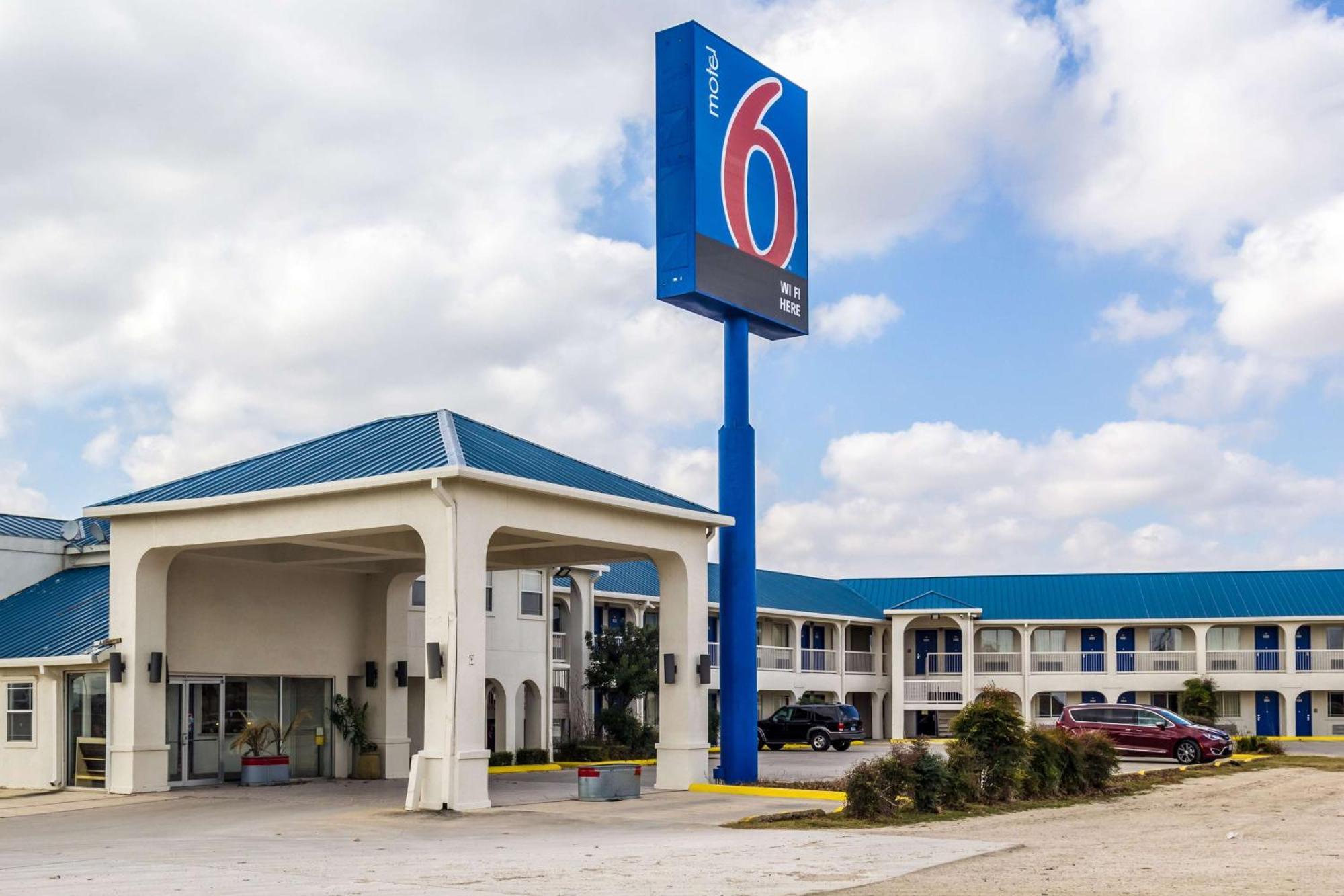 Motel 6 Seguin Tx Esterno foto