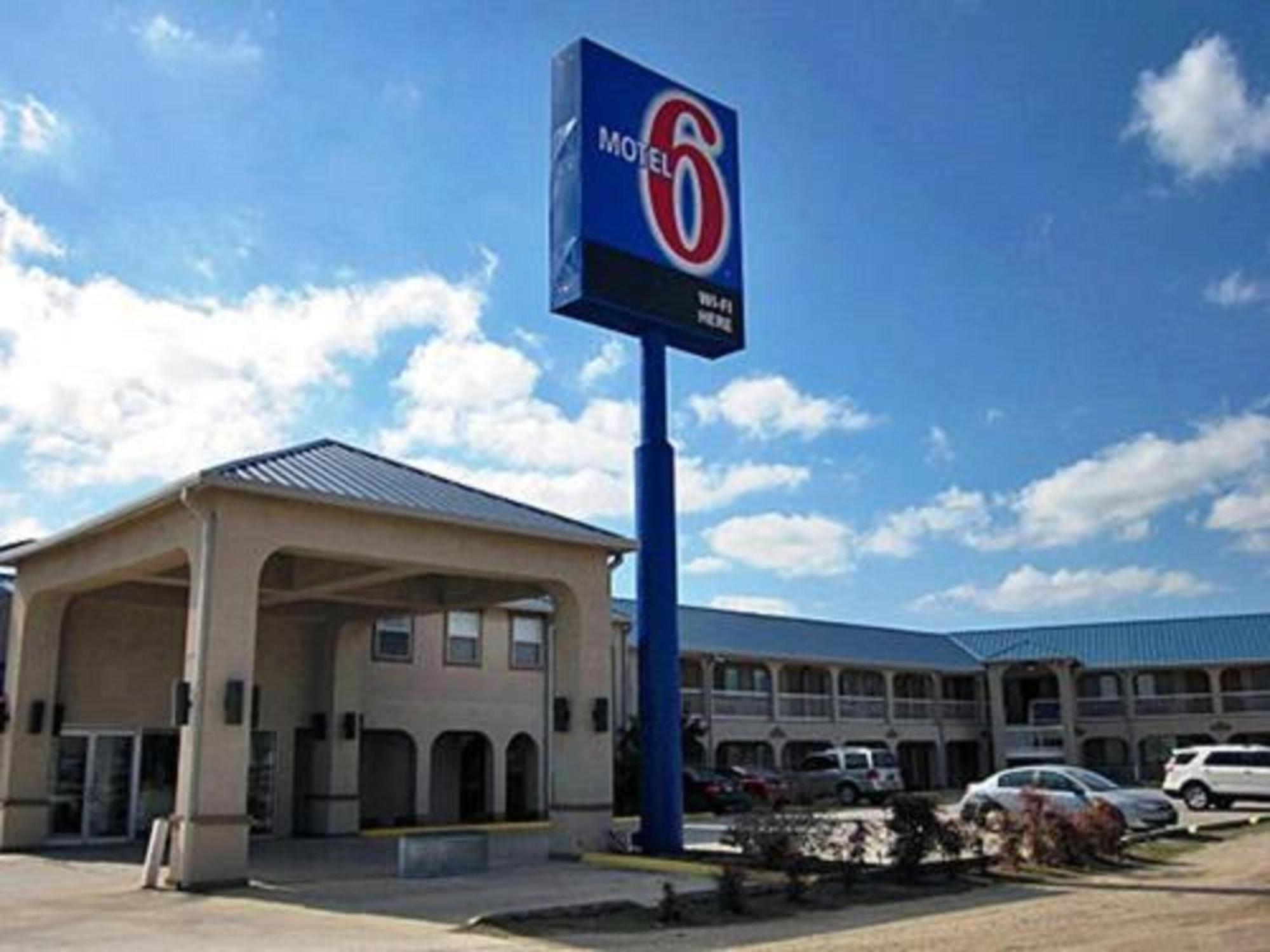 Motel 6 Seguin Tx Esterno foto