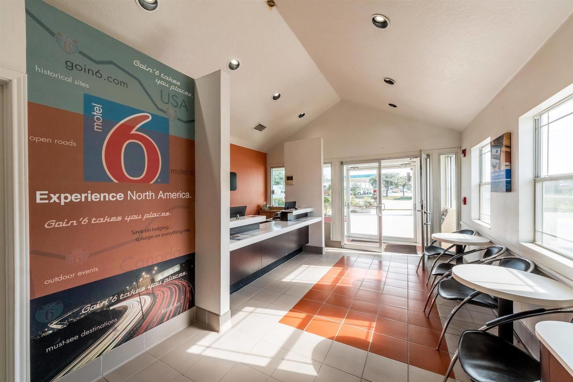 Motel 6 Seguin Tx Esterno foto