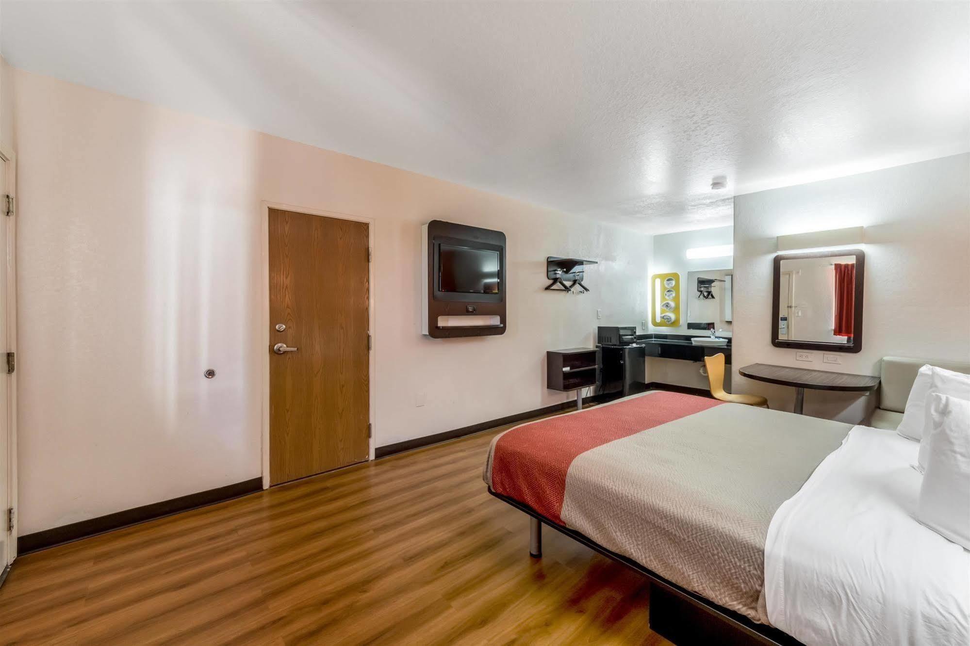 Motel 6 Seguin Tx Esterno foto