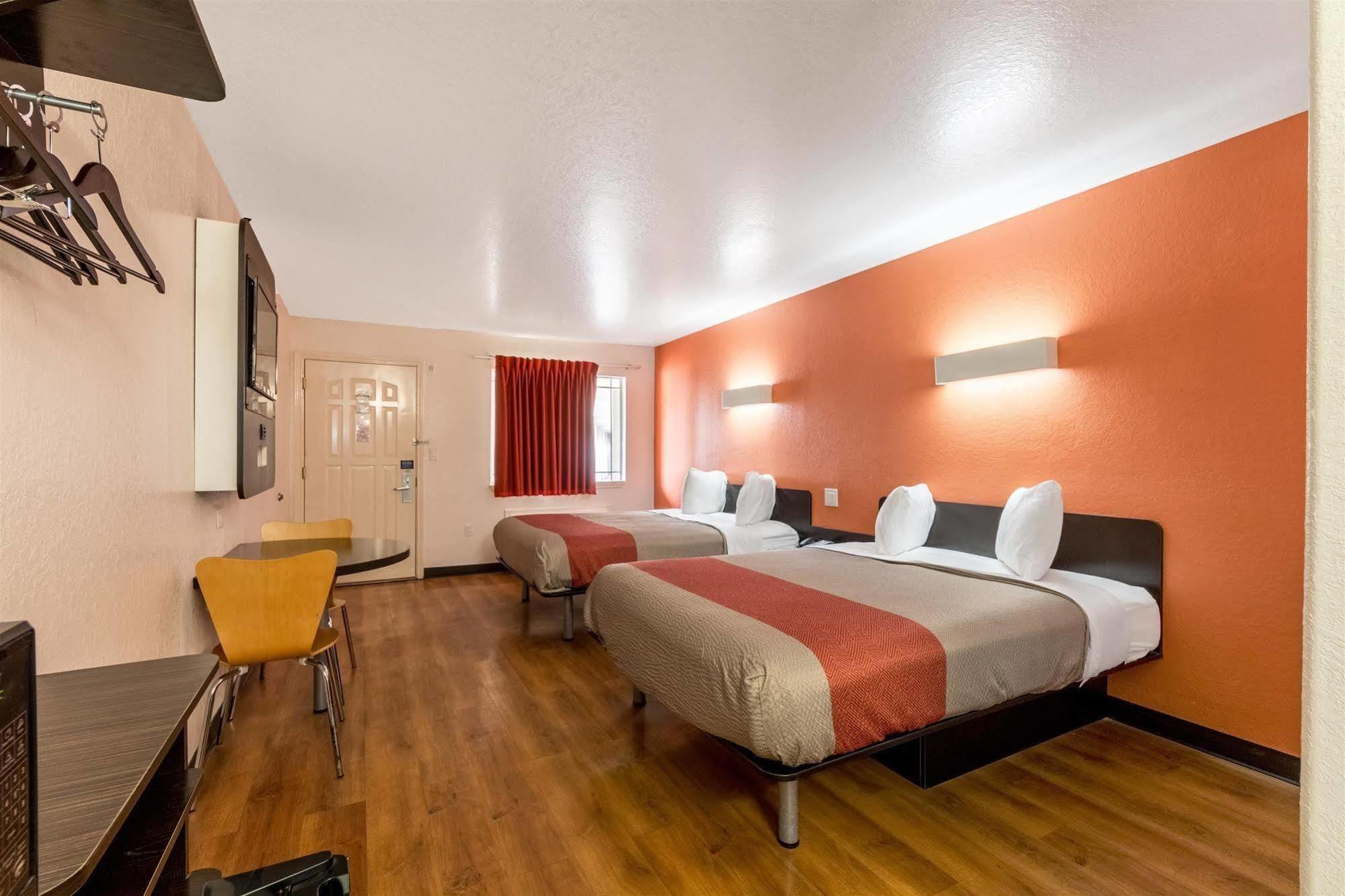 Motel 6 Seguin Tx Esterno foto