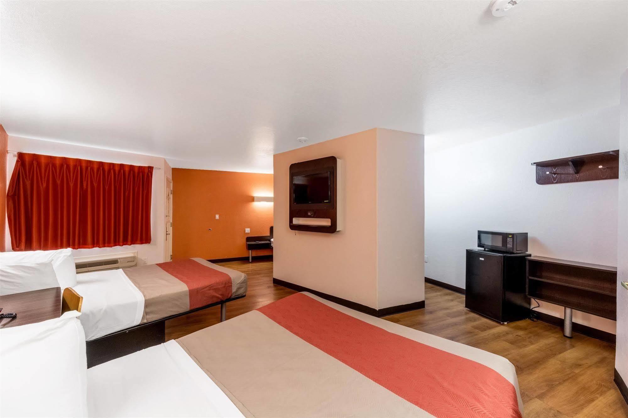 Motel 6 Seguin Tx Esterno foto