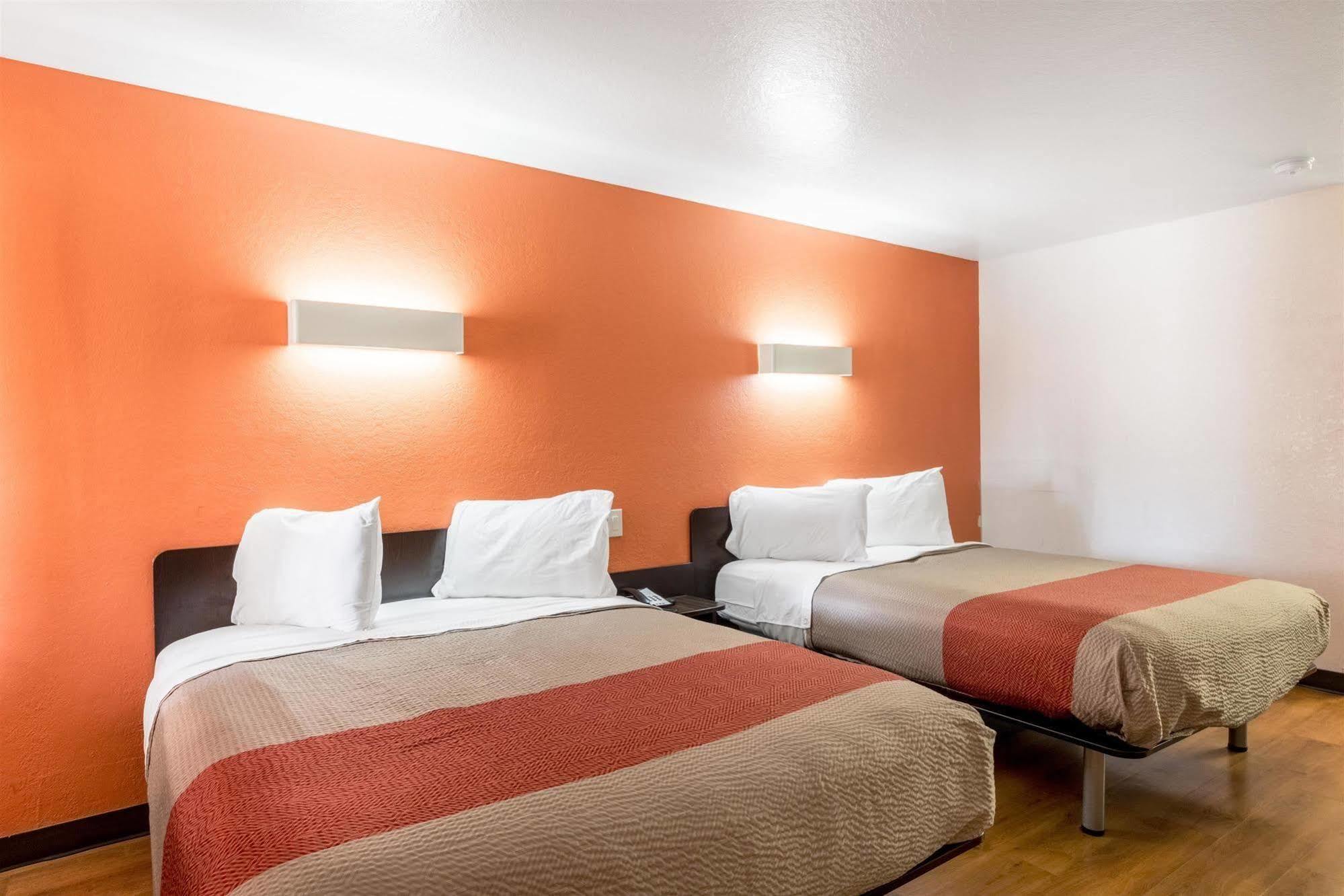 Motel 6 Seguin Tx Esterno foto