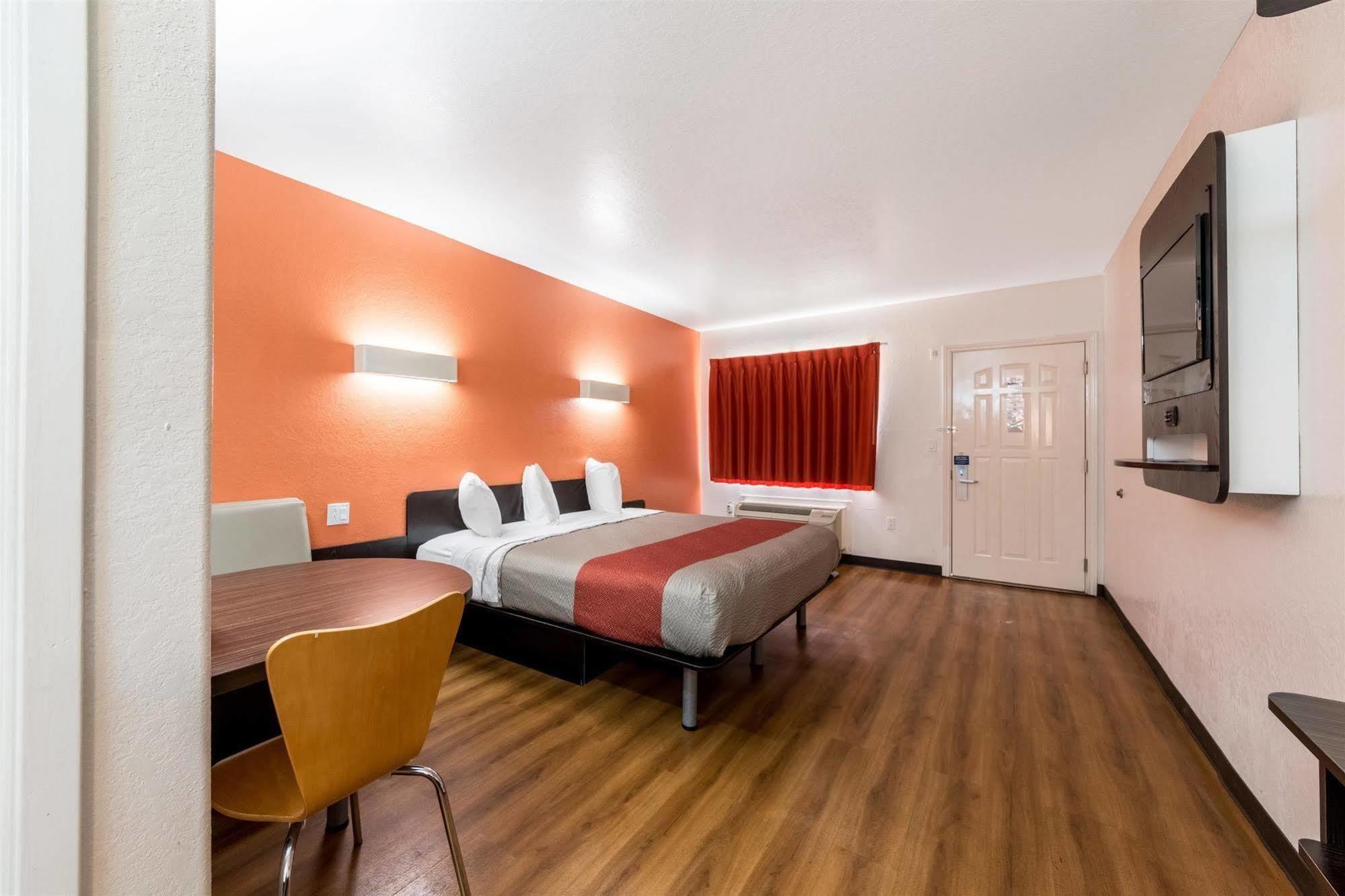 Motel 6 Seguin Tx Esterno foto